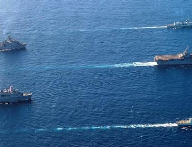 US Navy: Ομάδα ετοιμότητας αμφιβίων σε δράση (βίντεο)